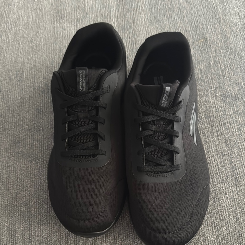 Skechers Women Black Sneakers Sleek Minimalist Design